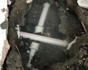 翠峦卫生间防水电话号码